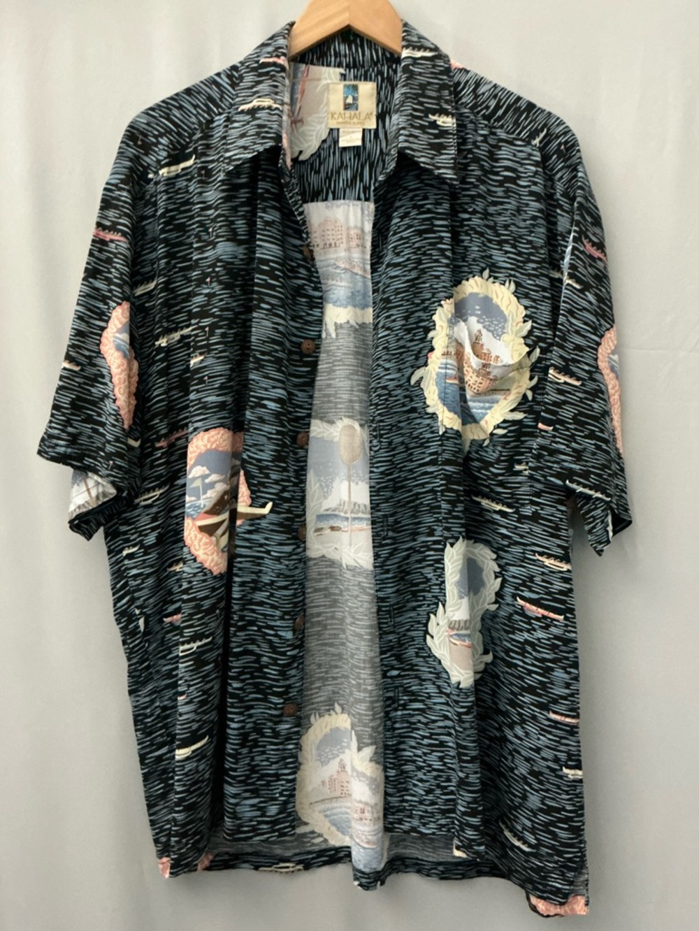 Kahala Men's Aloha Hawaiian Shirt Size L